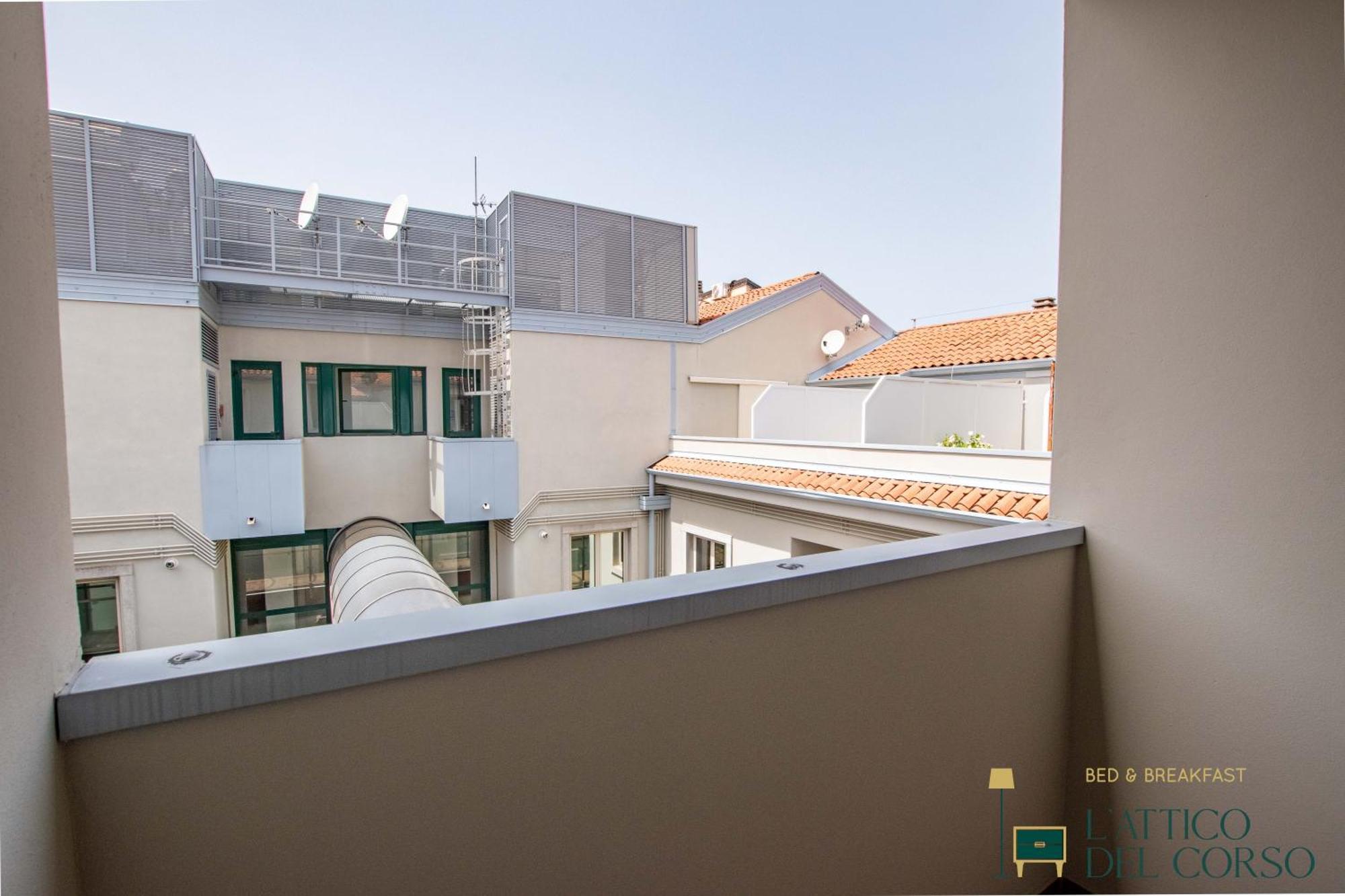 L'Attico Del Corso Appartement Triëst Buitenkant foto