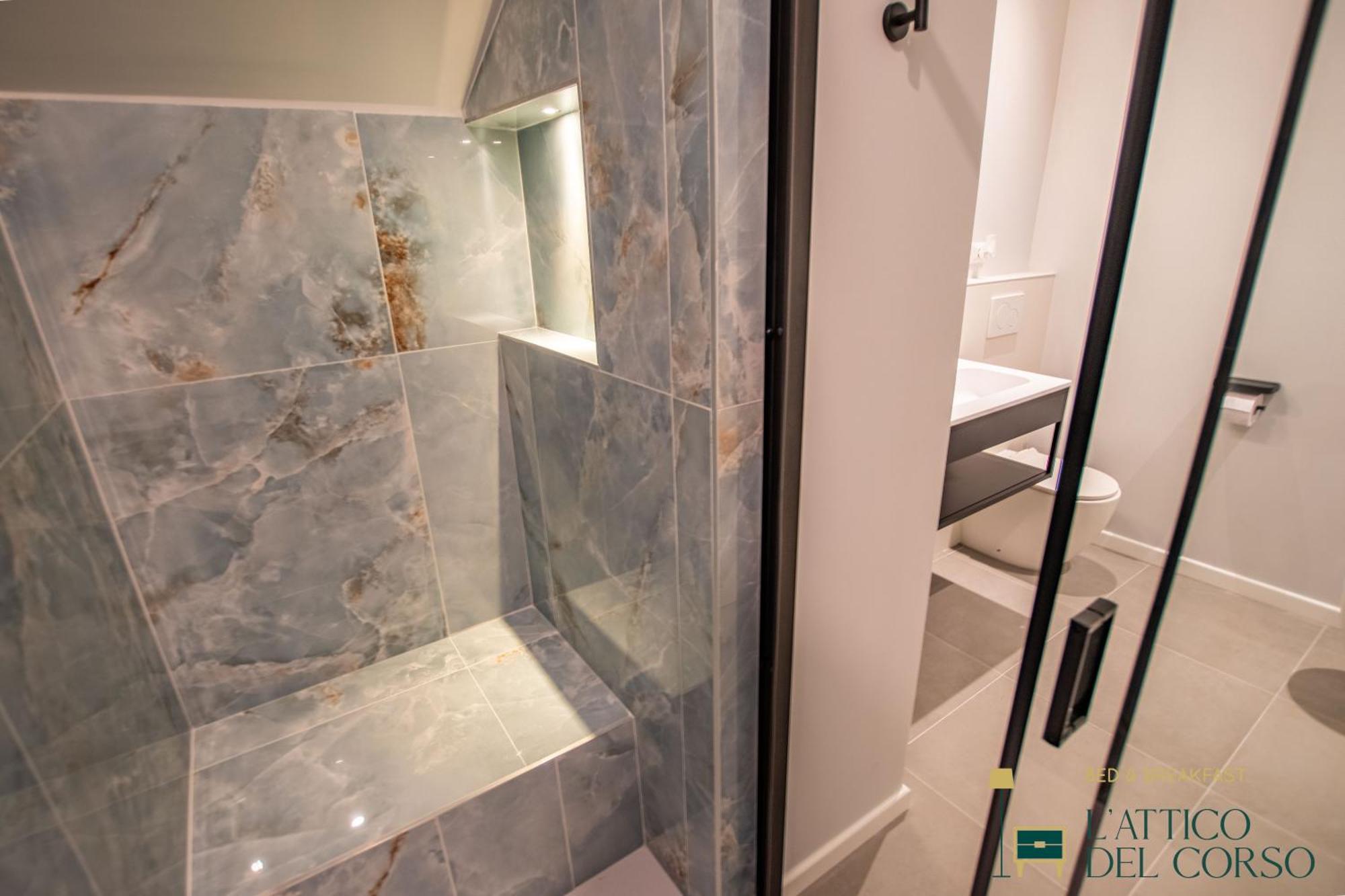 L'Attico Del Corso Appartement Triëst Buitenkant foto